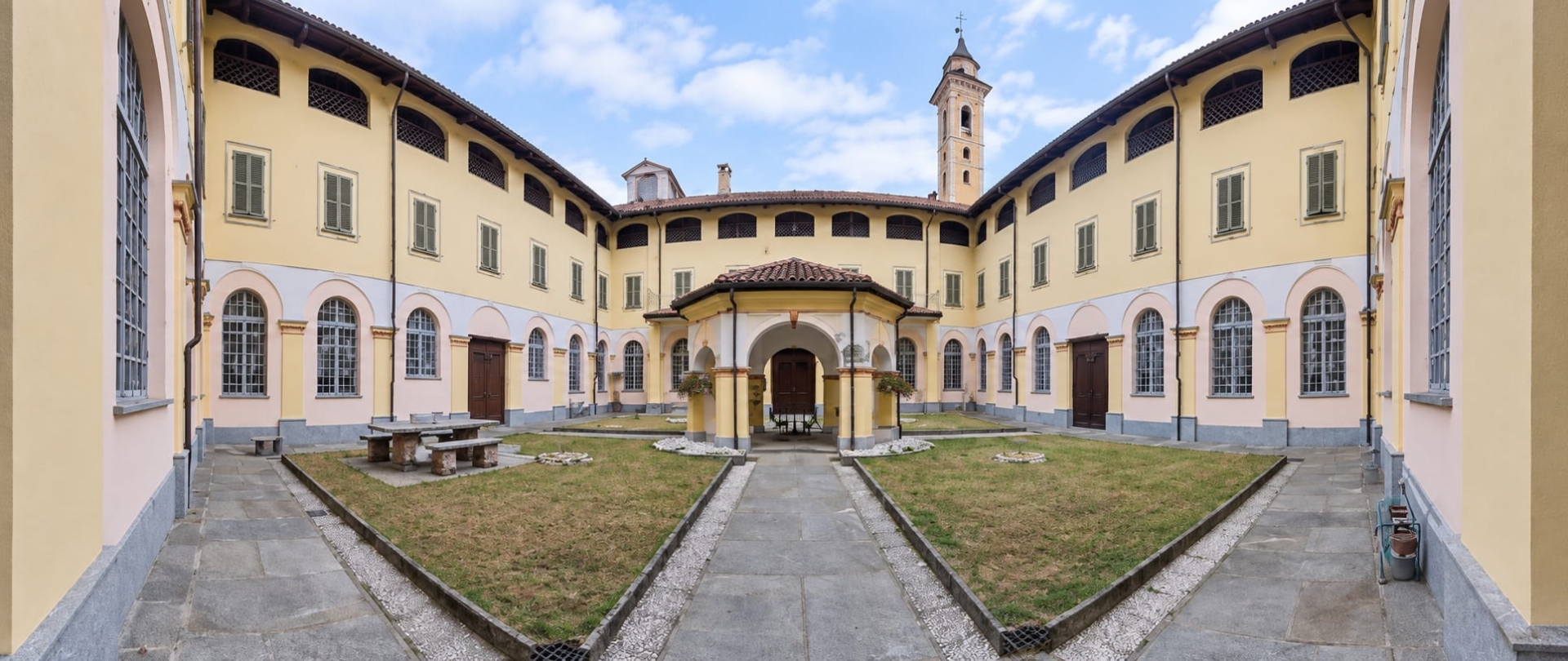 VIVISITA STRAORDINARIA AL MONASTERO DELLA VISITAZIONE Un patrimonio di fede e arte apre le sue porte alla città ATTENZIONE: A BREVE L'APERTURA DELLE PRENOTAZIONI